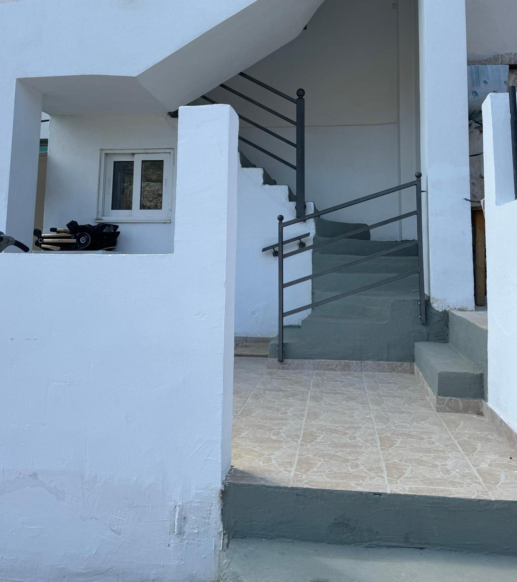 Family House Apartman Keratéa Kültér fotó